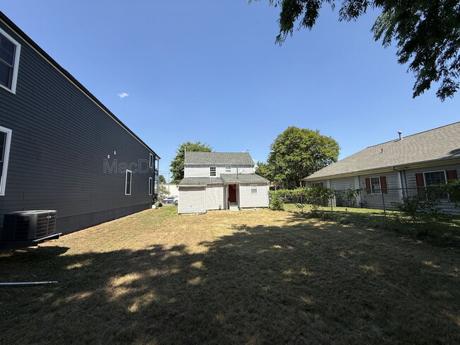 Building Photo - 1414 Princess Anne St