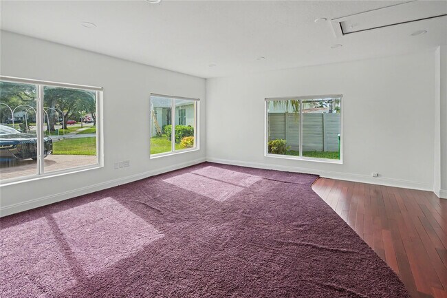 Building Photo - 8619 SW 51st St