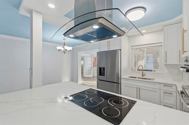 Building Photo - 58 Lido Dr