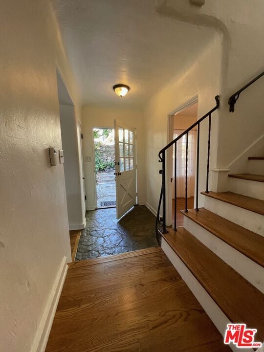 Building Photo - 3116 Lake Hollywood Dr