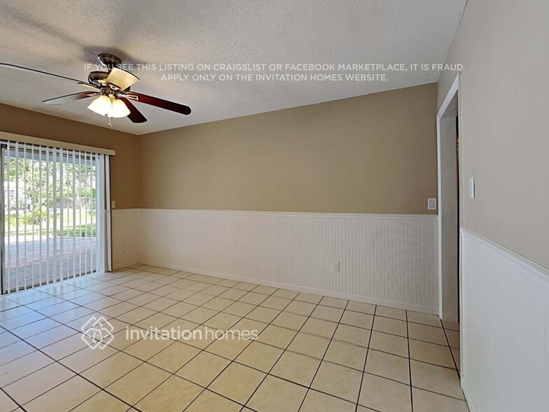 Building Photo - 7001 NW 11th Pl