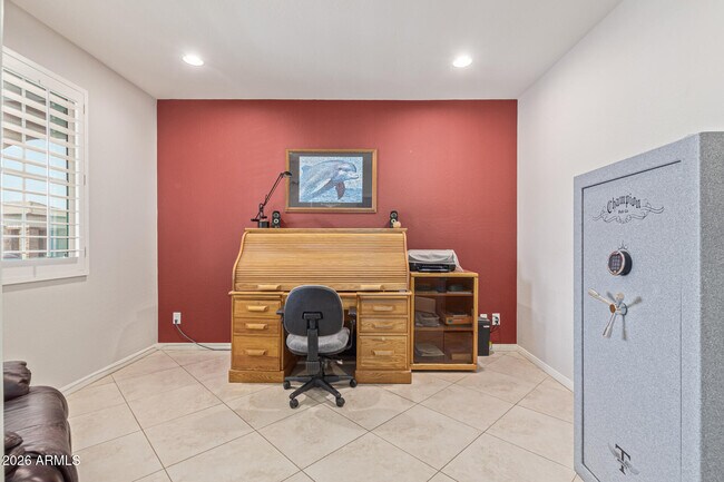 Building Photo - 17504 W Redwood Ln