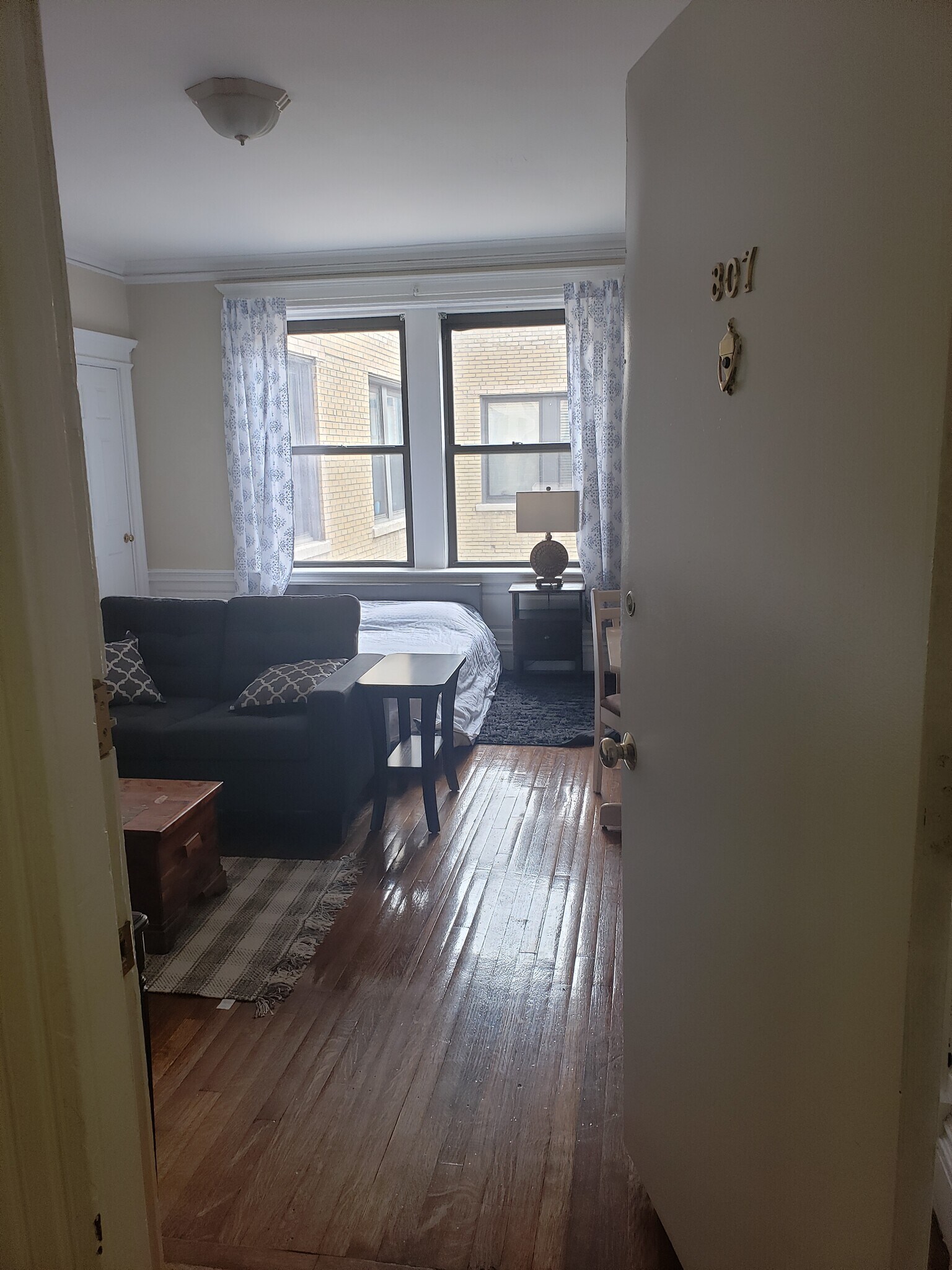 Building Photo - 466 Commonwealth Ave