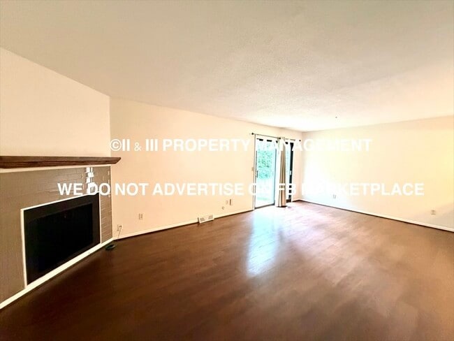 Building Photo - 7818 W 61st Terrace