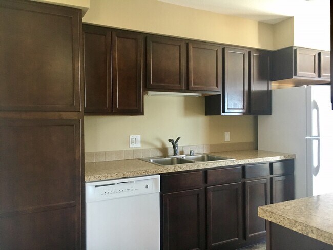 Interior Photo - 18-09: 1020 11th Street