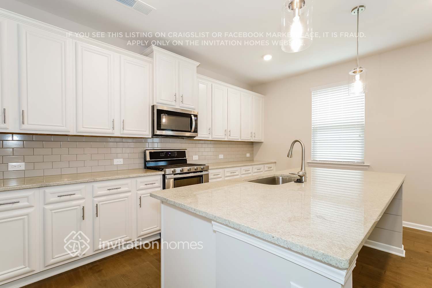 Building Photo - 15201 Autumn Sage Dr