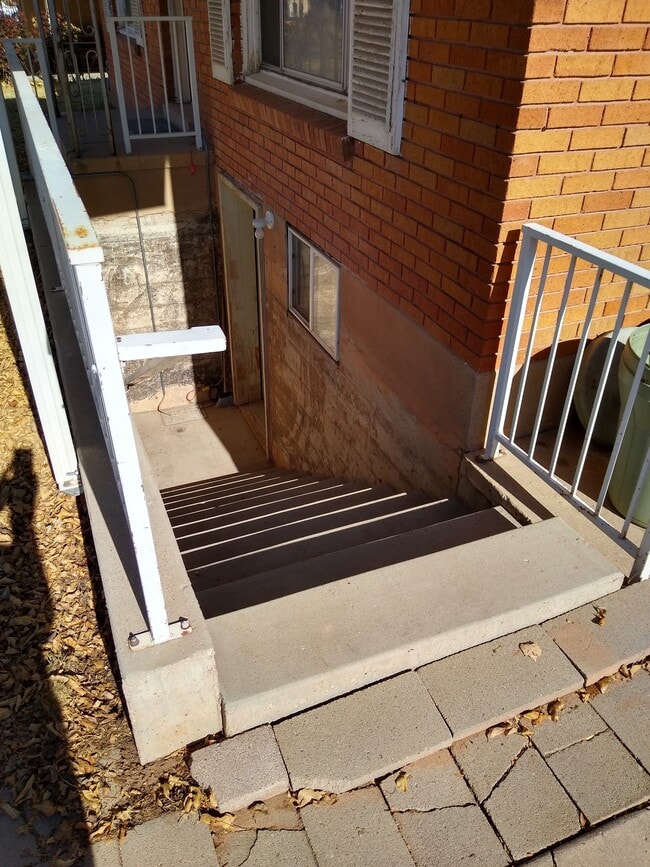 Building Photo - 86 N 1050 W