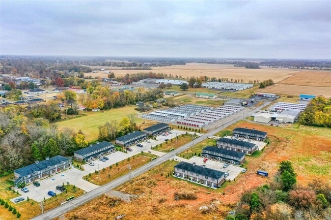 Building Photo - 100 Commerce St