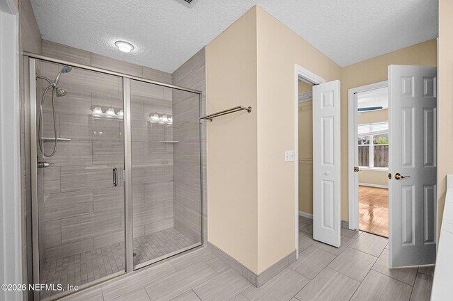 Building Photo - 13128 Harborton Dr