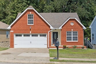 Building Photo - 309 David Dr
