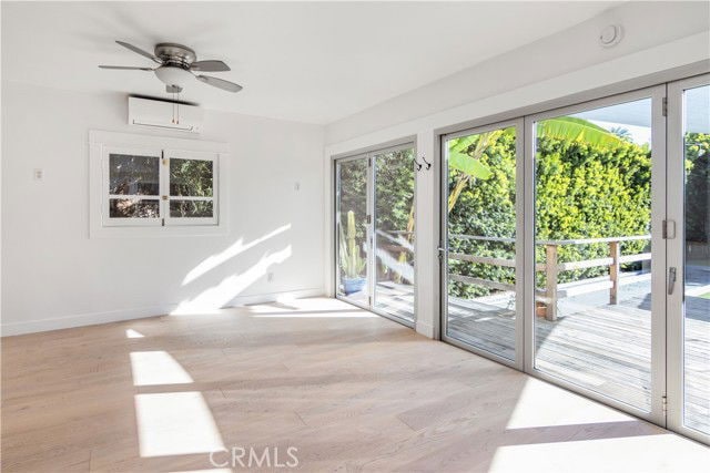 Building Photo - 243 Windward Ave