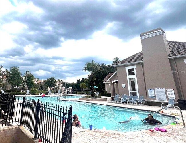 Building Photo - 18046 Villa Creek Dr