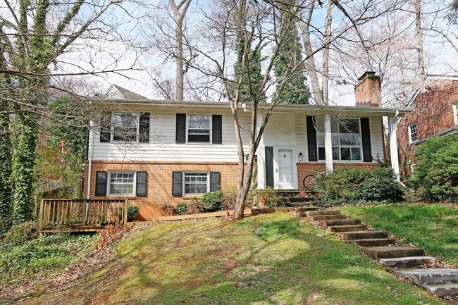 Building Photo - Fry's Spring Basement Apartment