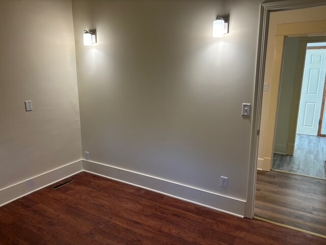 Building Photo - 1209 New Hampshire St