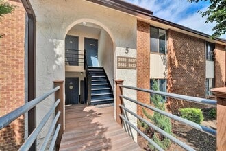 Building Photo - 3337 Forest Ridge Rd
