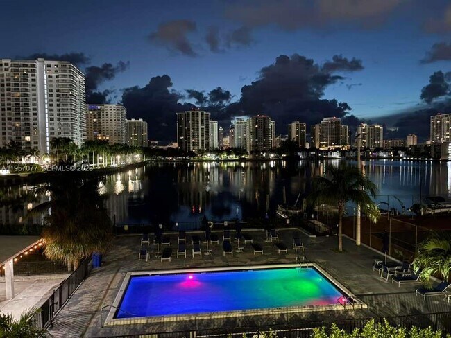 Building Photo - 2780 NE 183rd St