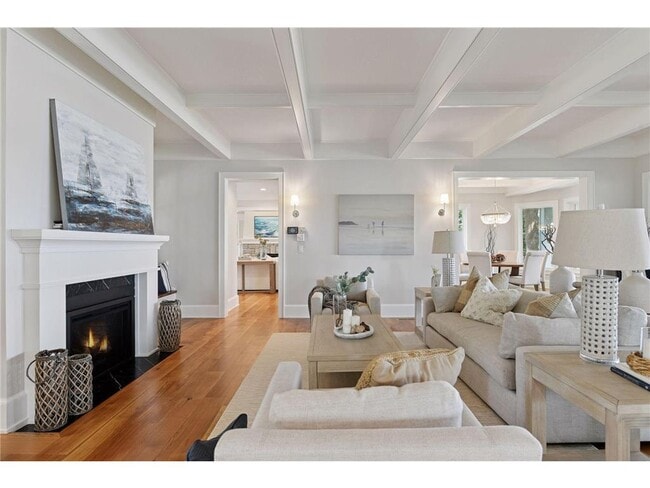 Building Photo - 2462 Lafayette Rd