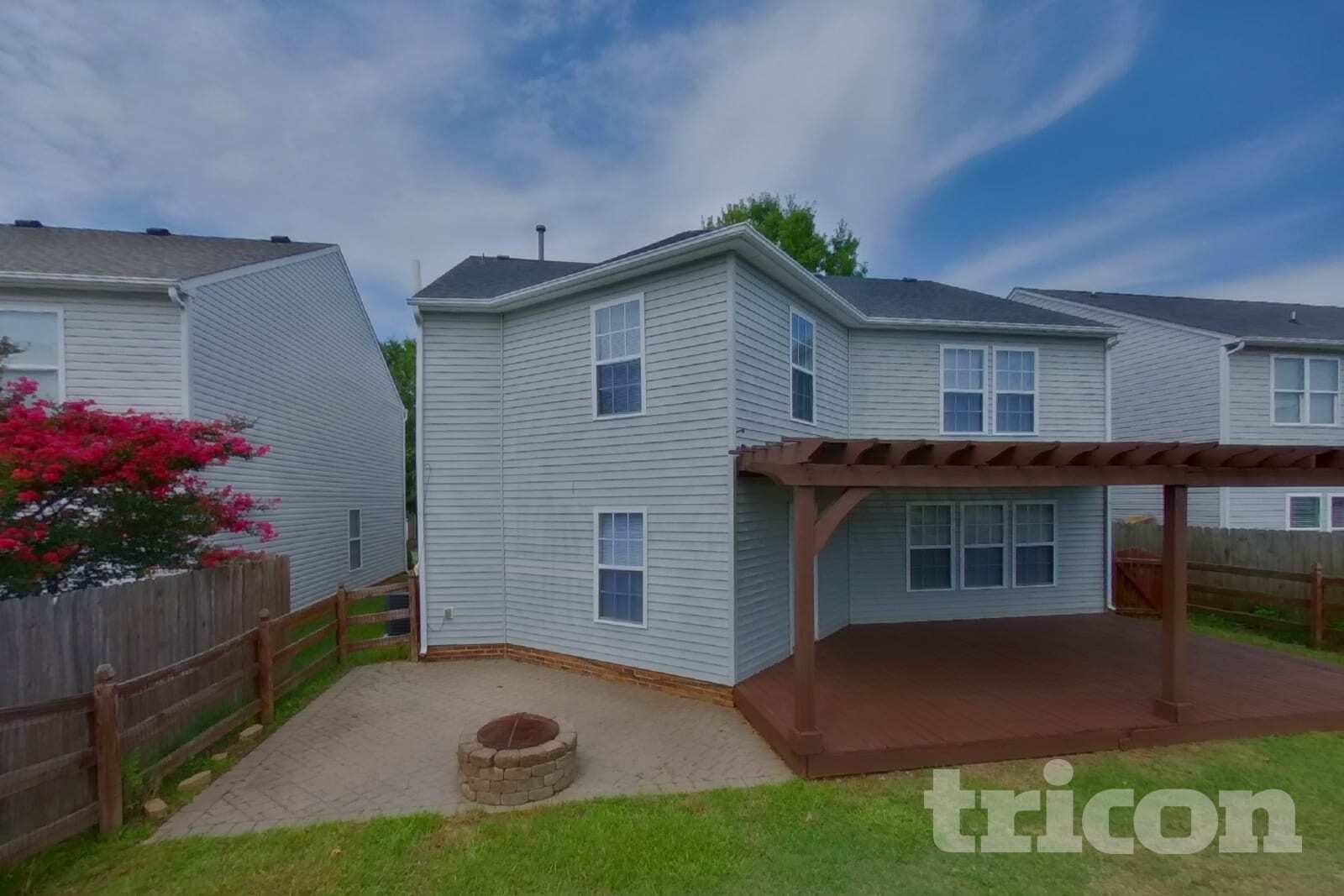 Building Photo - 1024 Tradewinds Dr