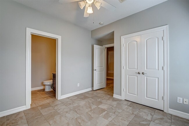 Building Photo - 1174 Hempstead Villa Ln