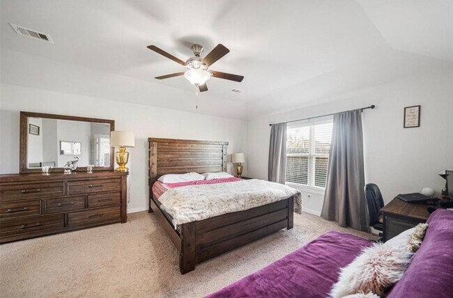 Building Photo - 15419 Royce Holly Dr