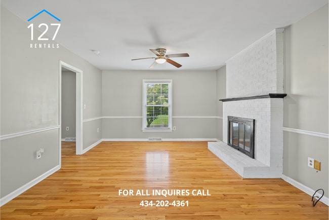 Building Photo - Spacious 4-Bedroom Home with Dual Kitchens...