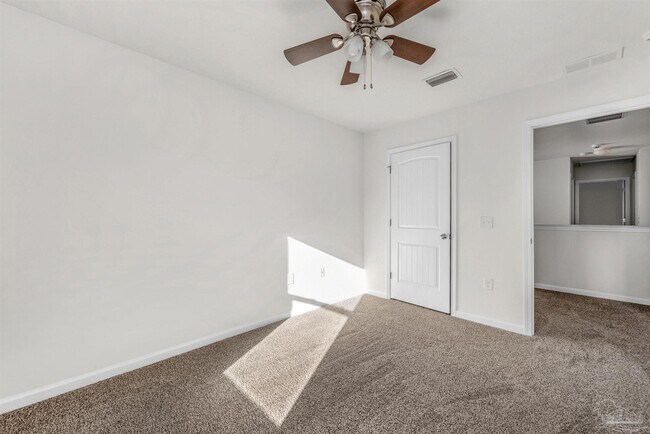 Building Photo - 5864 Magnolia Bend Blvd