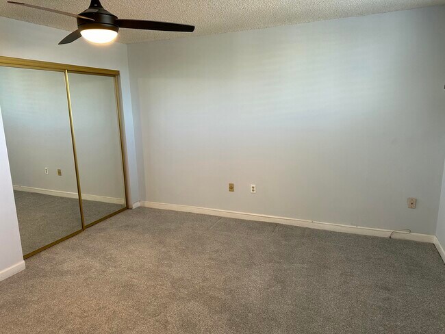 Building Photo - 108 Paradise Harbour Blvd