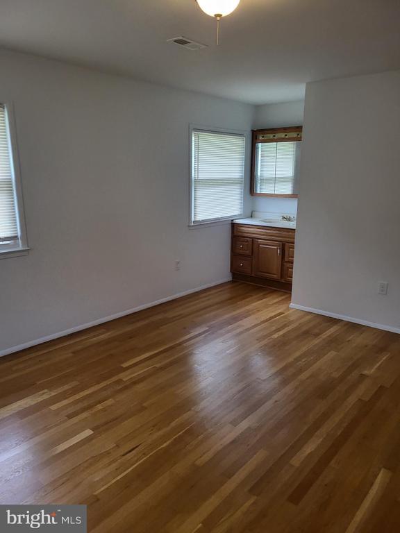 Building Photo - 13416 Hillendale Dr