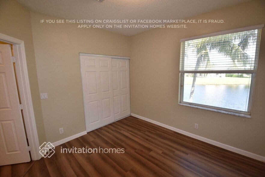 Building Photo - 6103 C Durham Dr