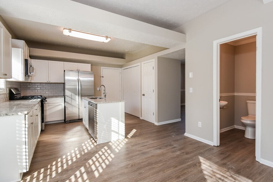 Building Photo - 2282 Martingale Ln
