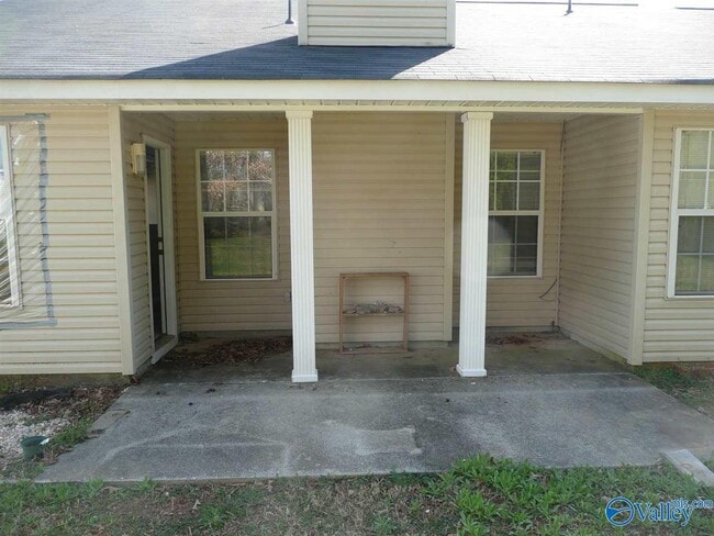 Building Photo - 139 Brass Oak Dr