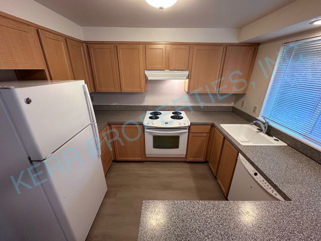 Building Photo - 5021 SE 111th Ave