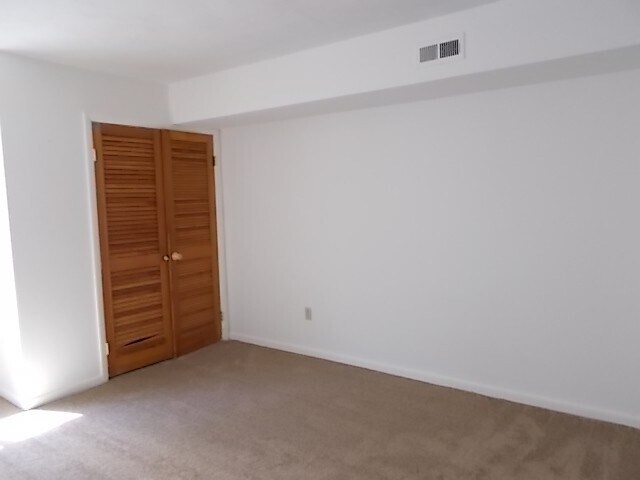 Building Photo - Oakland Square Apartments, Hampton