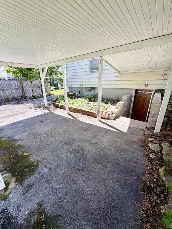 Building Photo - 26 Meadowbrook Ave
