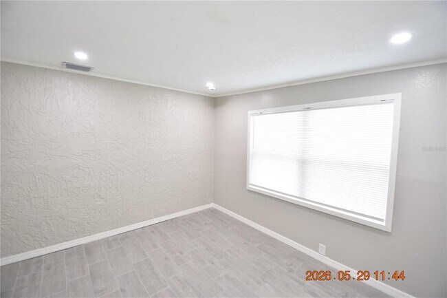 Building Photo - 4060 N Little Hawk Point