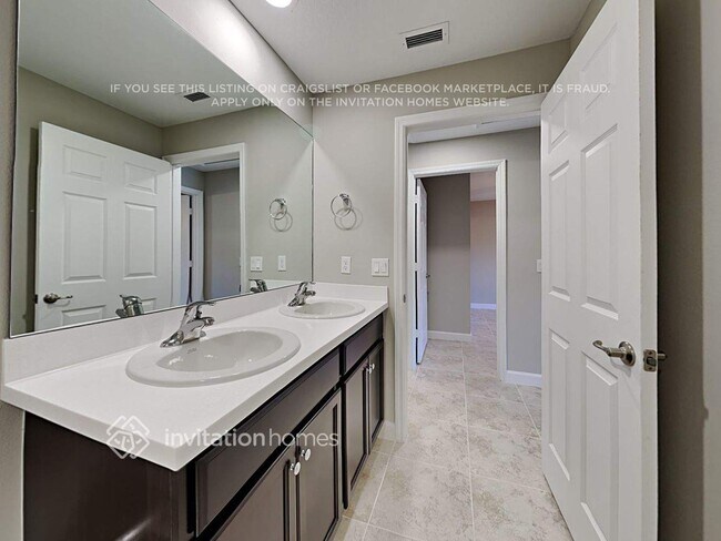 Building Photo - 1234 Thallar Ln NW