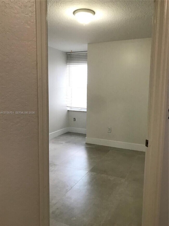 Building Photo - 6674 NW 107th Pl