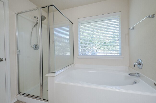 Building Photo - 24542 Folkstone Cir