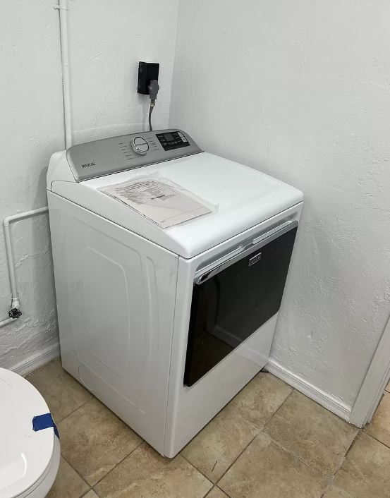 Building Photo - 2941 N Edith Blvd