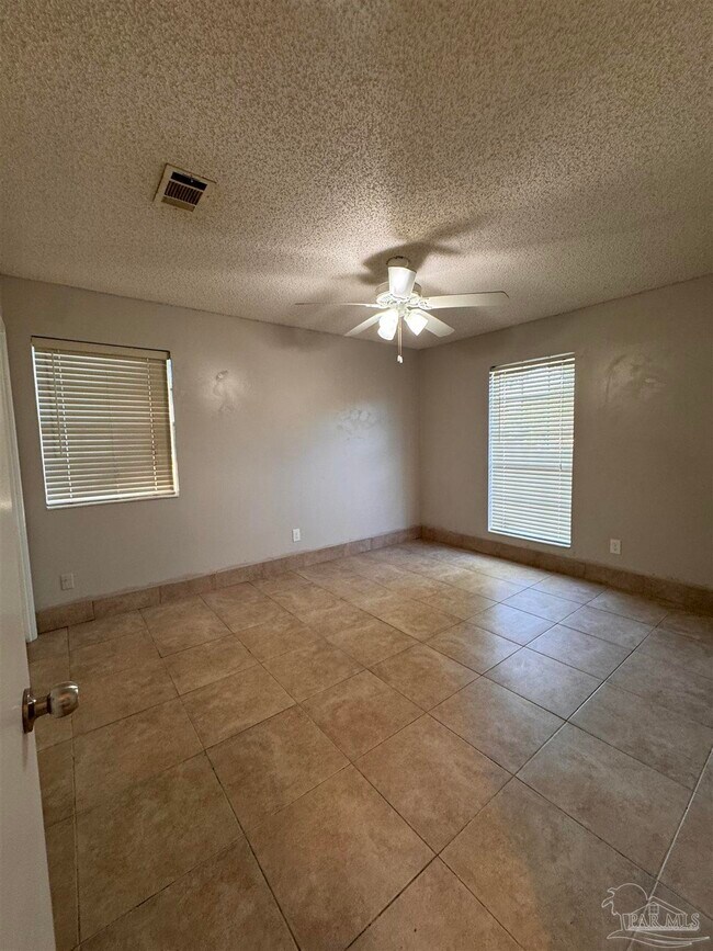 Building Photo - 6406 Antietam Dr