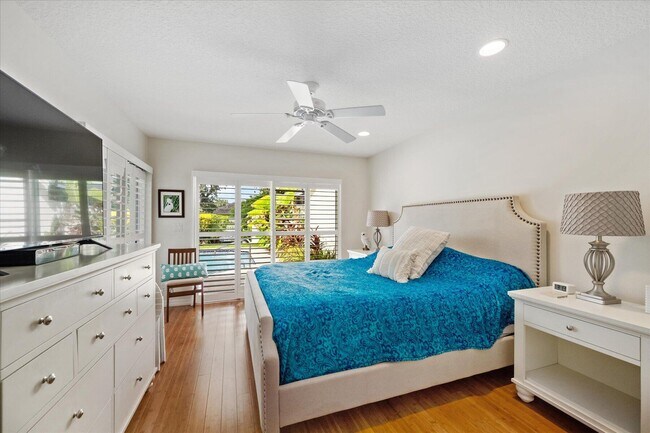 Building Photo - 2216 Las Casitas Dr