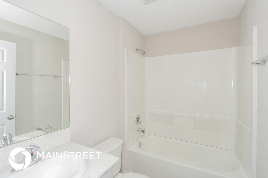 Building Photo - 5512 Arlington River Dr.