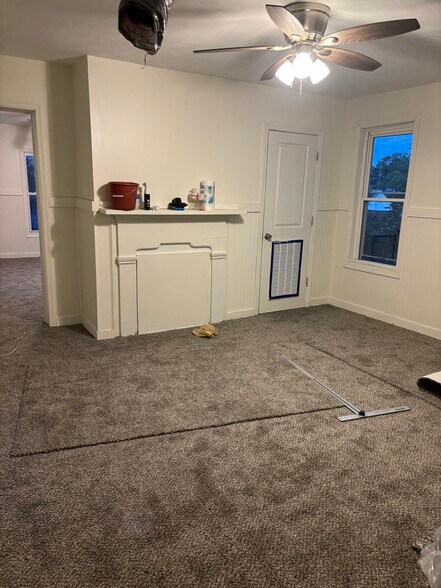 Living room - 22 E Highland Ave