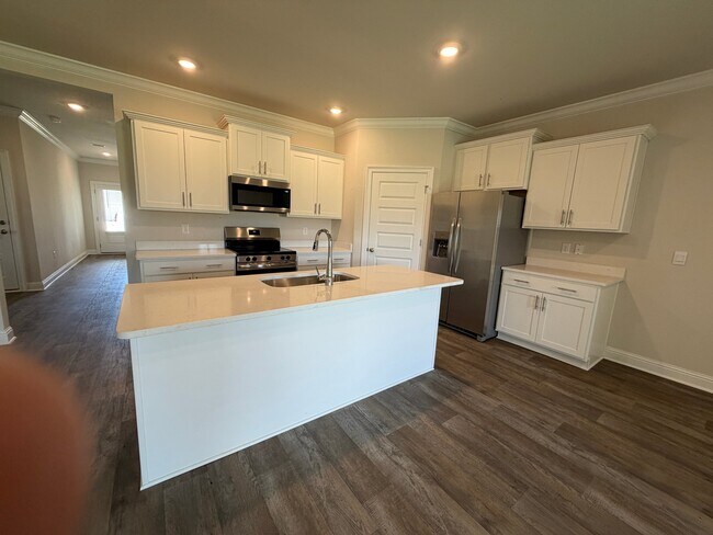 Building Photo - 14578 Dalton Cir