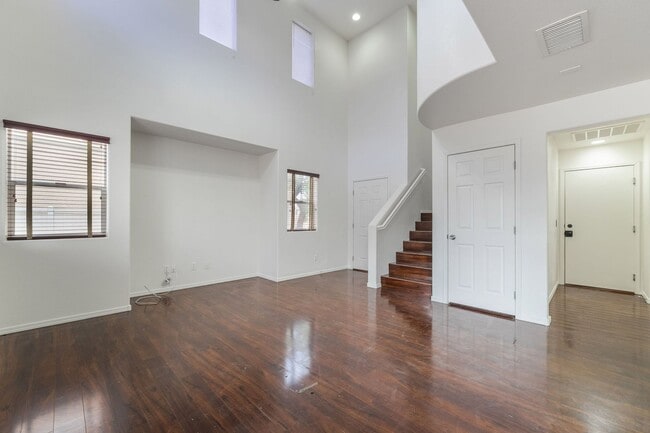 Building Photo - Spacious Two-Story with Modern Comforts!