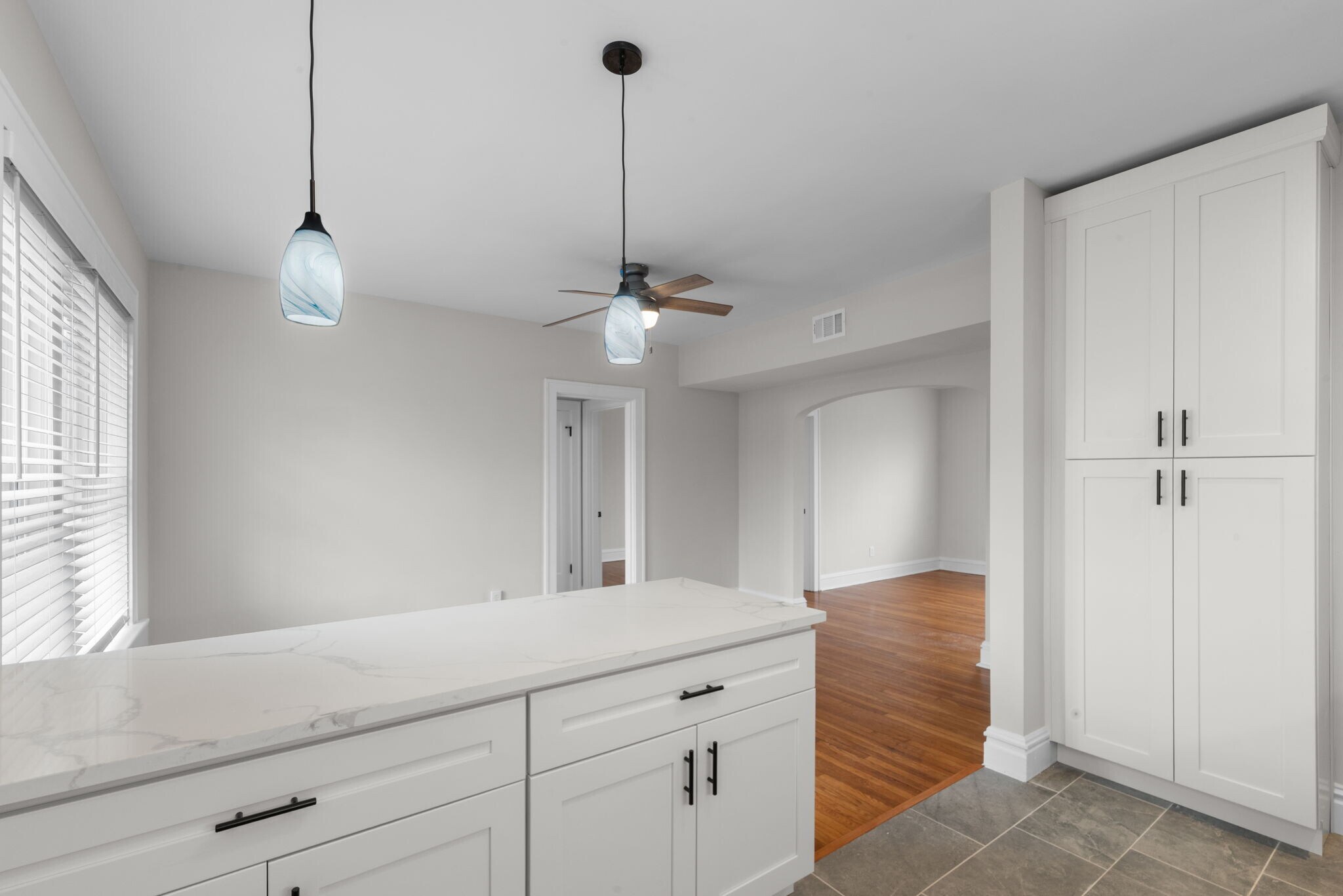 Building Photo - 6340 Northwood Ave