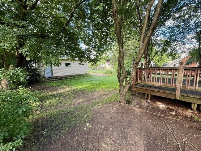 Building Photo - 3 Bed 1 Bath Single Family Home in Rothschild