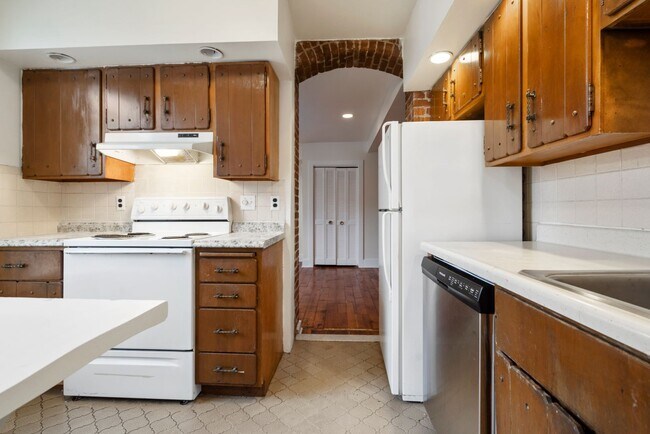 Interior Photo - 170-172 Park Street