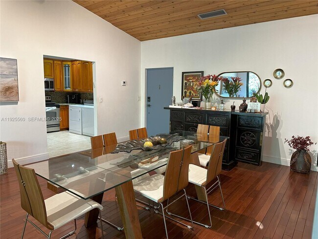 Building Photo - 55 Ocean Ln Dr