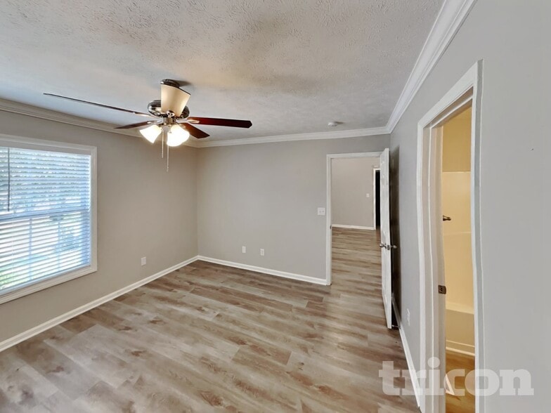 Building Photo - 1510 Southtree Ln